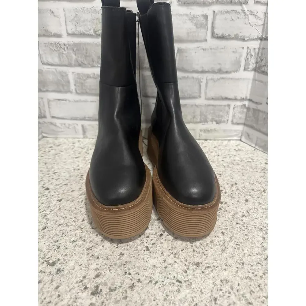 H&M Black Platform Chelsea Boots with Brown Sole in Faux Leather, NWT